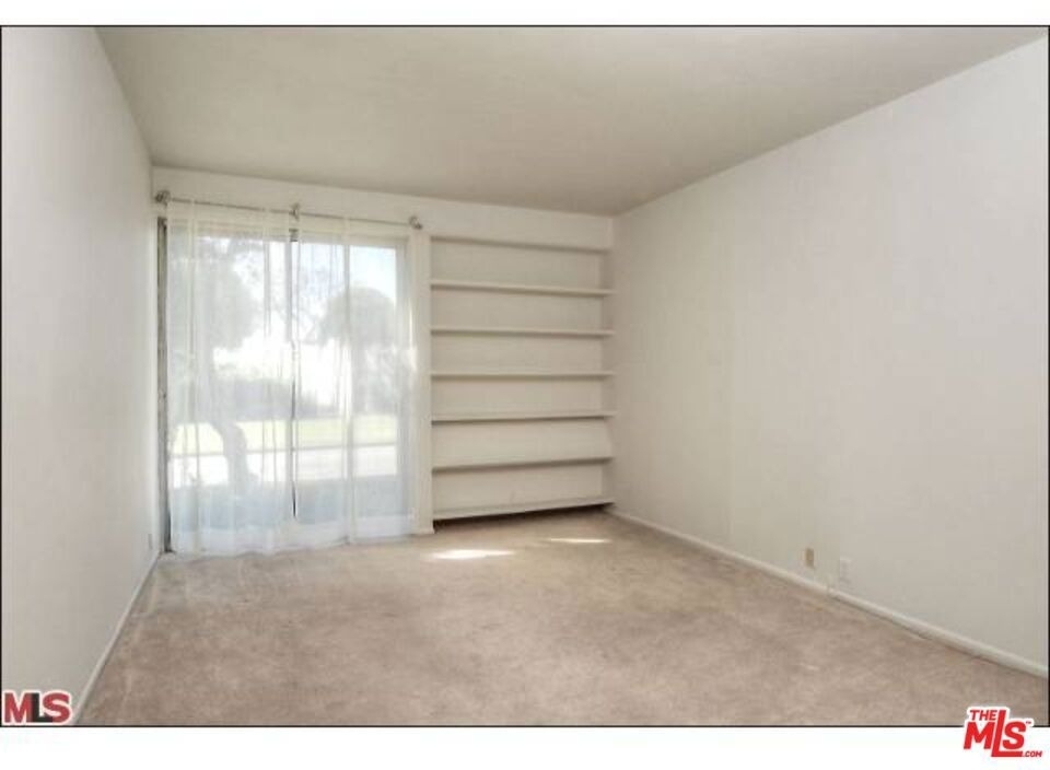 318 N Maple Drive - Photo 19