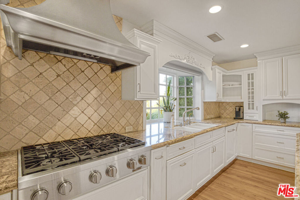 3690 Crownridge Drive - Photo 26