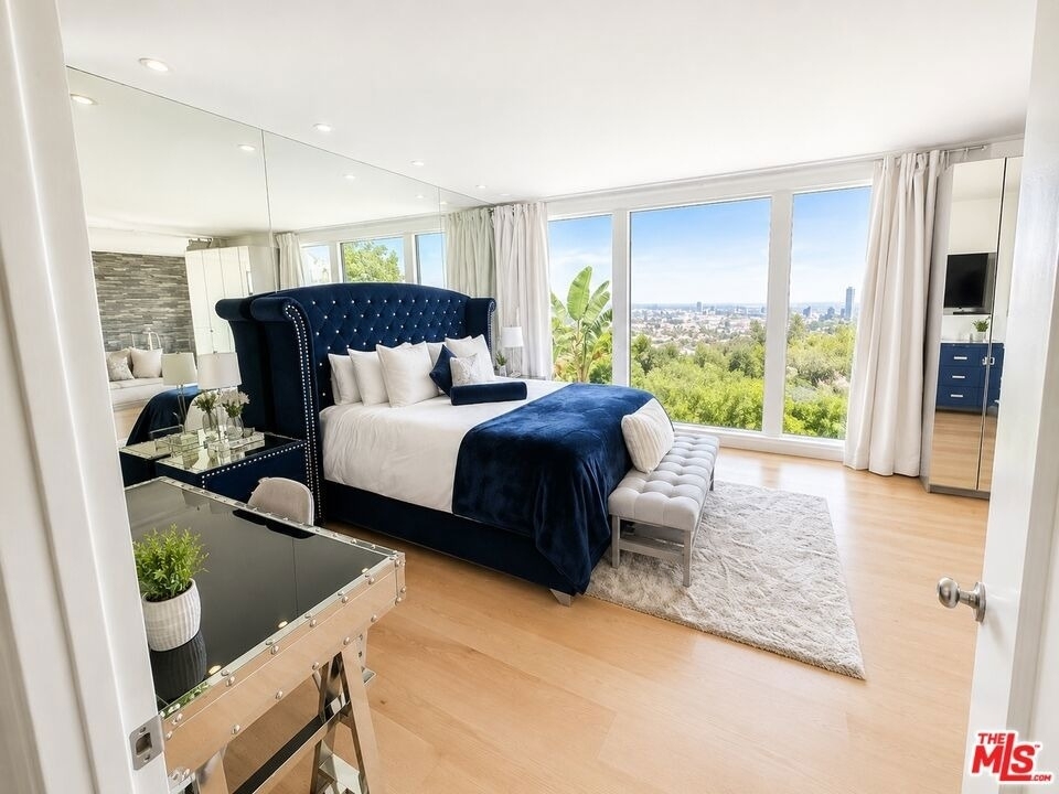 8380 Hollywood - Photo 30