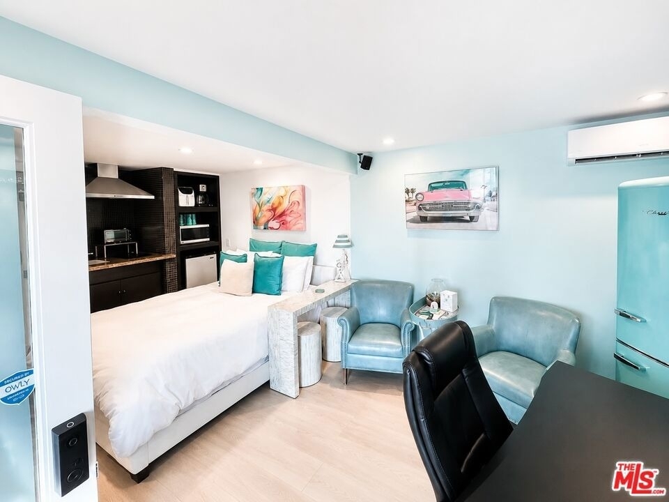 8380 Hollywood - Photo 42