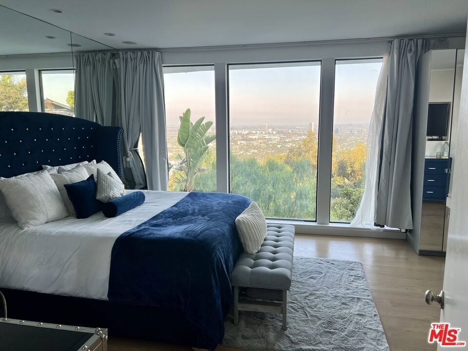 8380 Hollywood - Photo 34