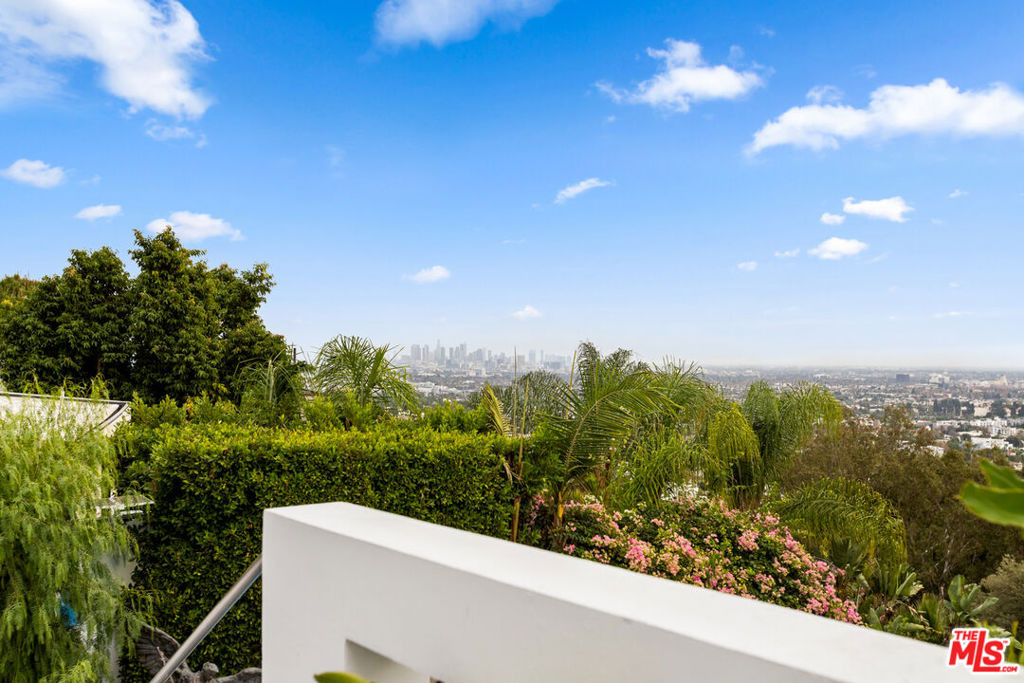8380 Hollywood - Photo 51