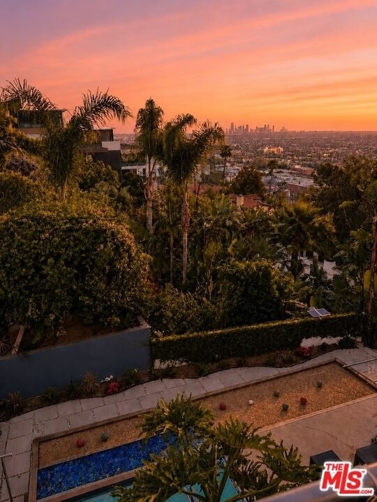 8380 Hollywood - Photo 57