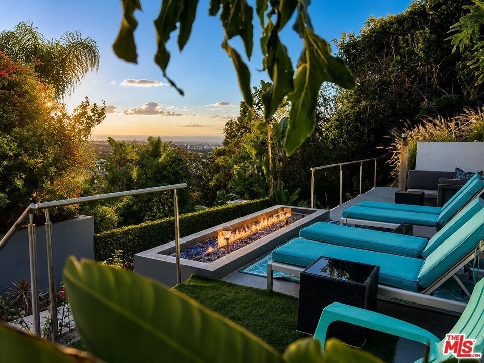 8380 Hollywood - Photo 6