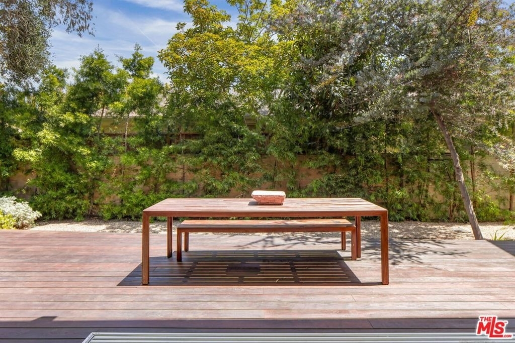 1407 Oak Street - Photo 5