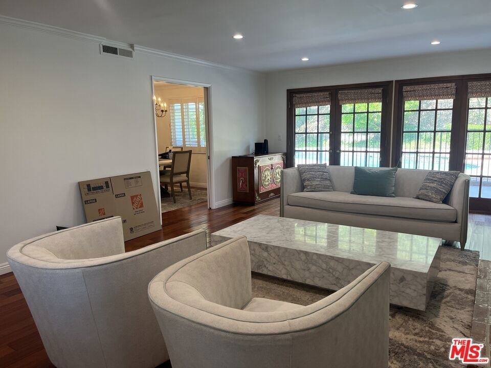 5819 Fairhaven Avenue - Photo 5