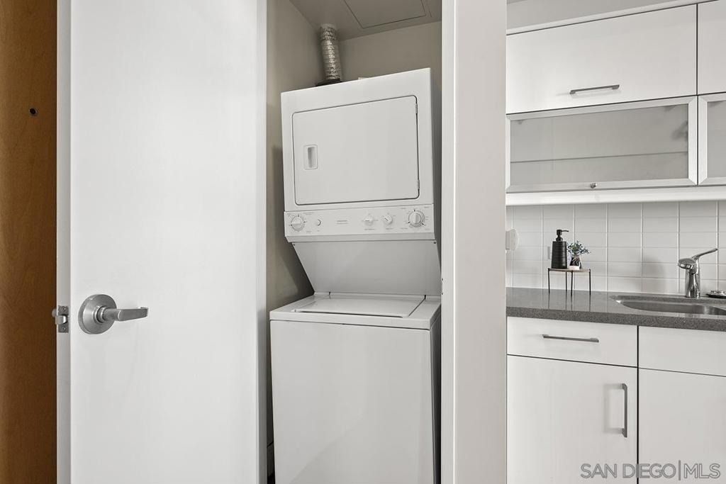 350 W Ash Street W - Photo 18
