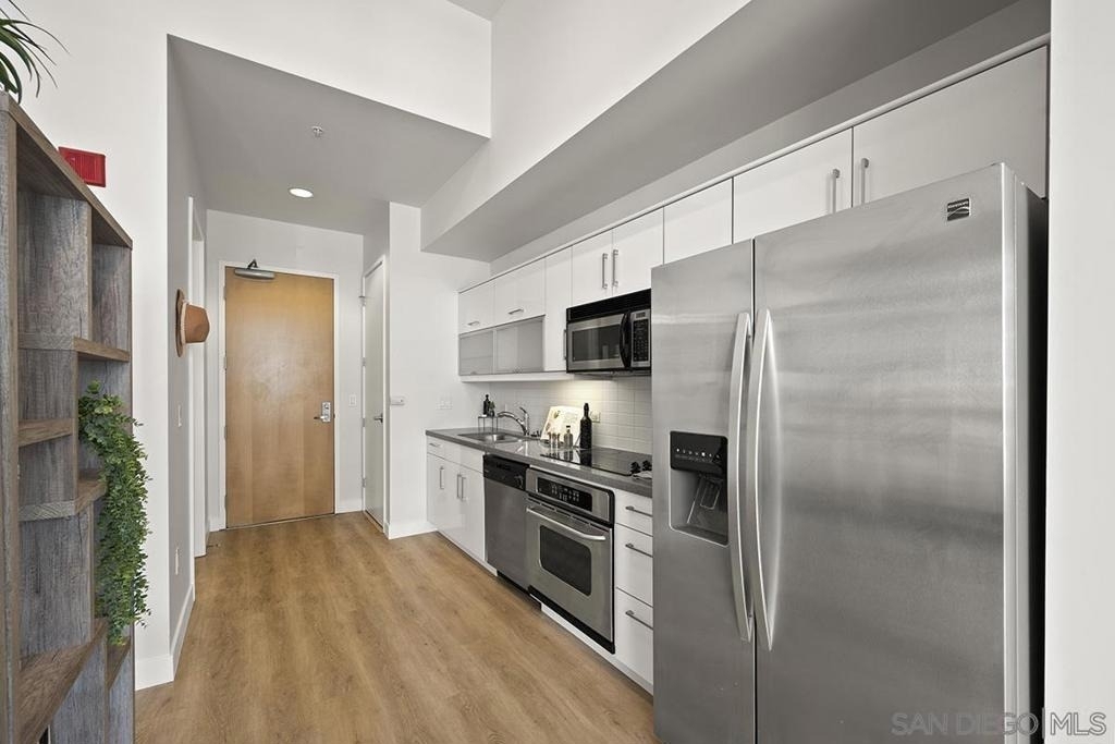 350 W Ash Street W - Photo 7