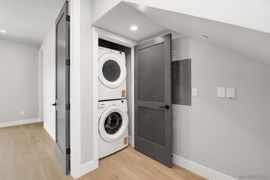 5432 Churchward - Photo 21
