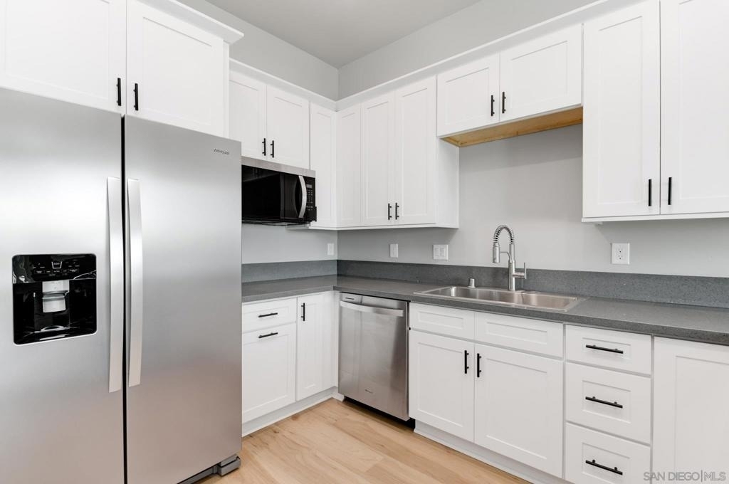 5432 Churchward - Photo 7