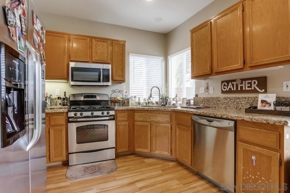 10019 Kika Ct - Photo 6