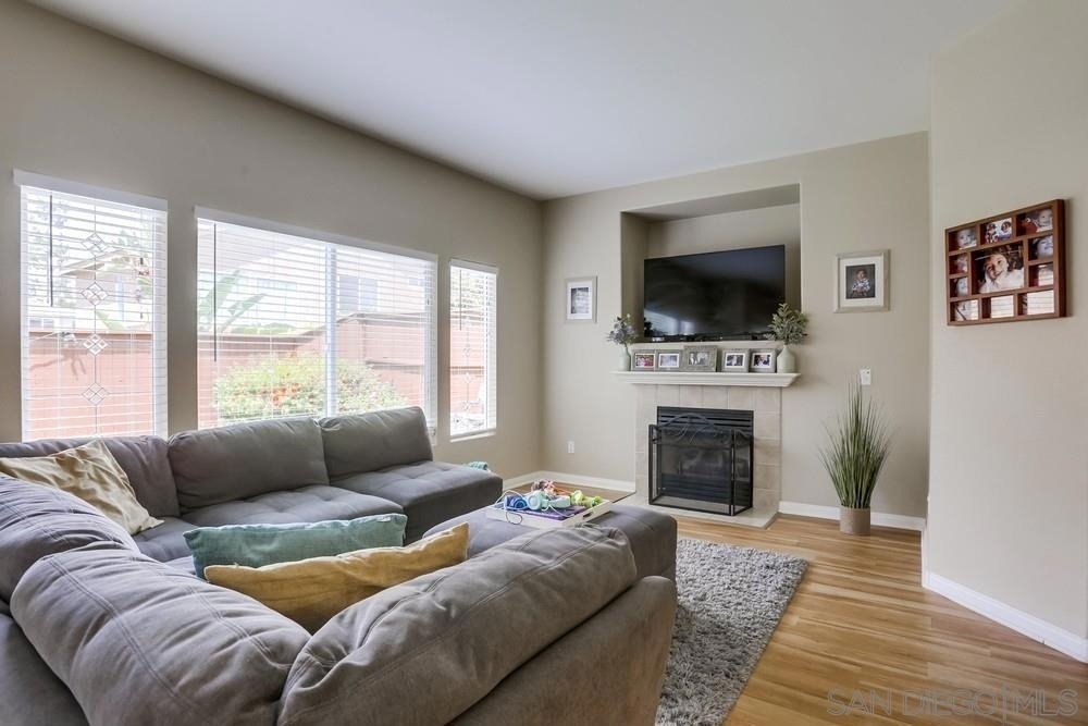 10019 Kika Ct - Photo 3