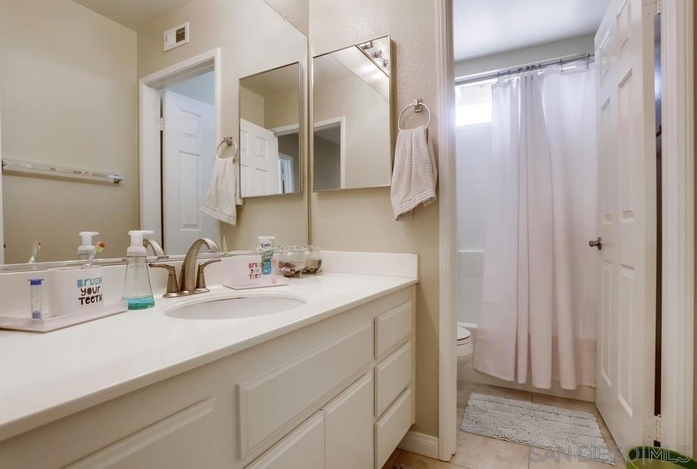 10019 Kika Ct - Photo 19