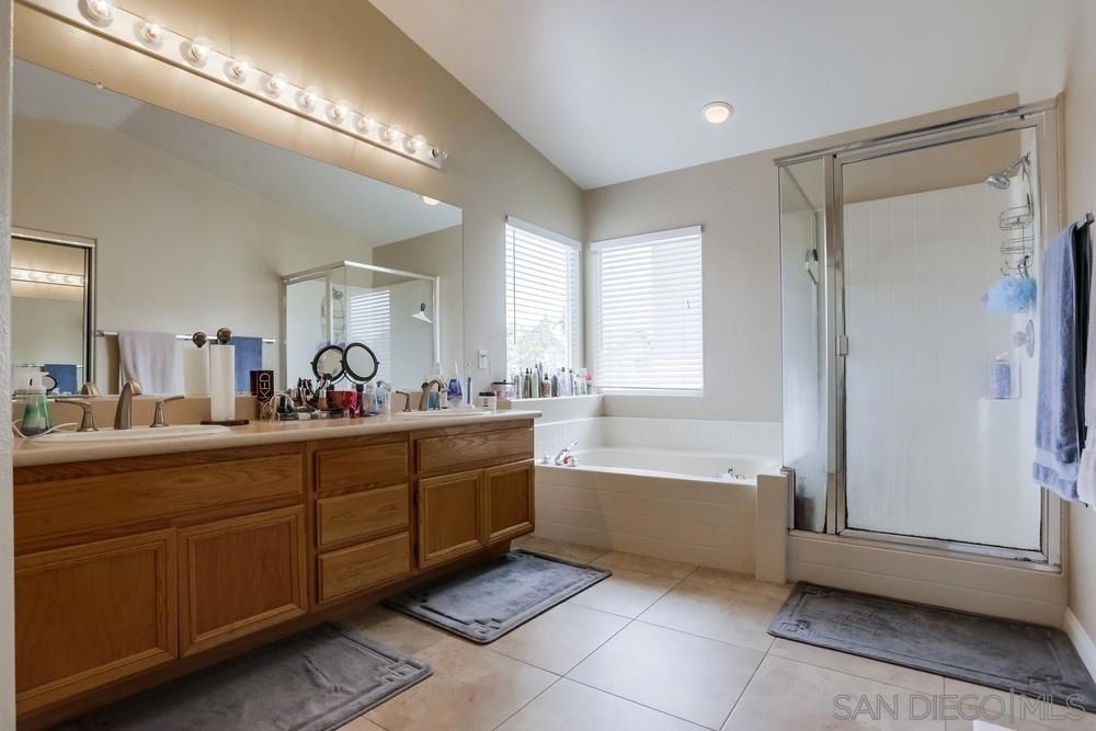10019 Kika Ct - Photo 20