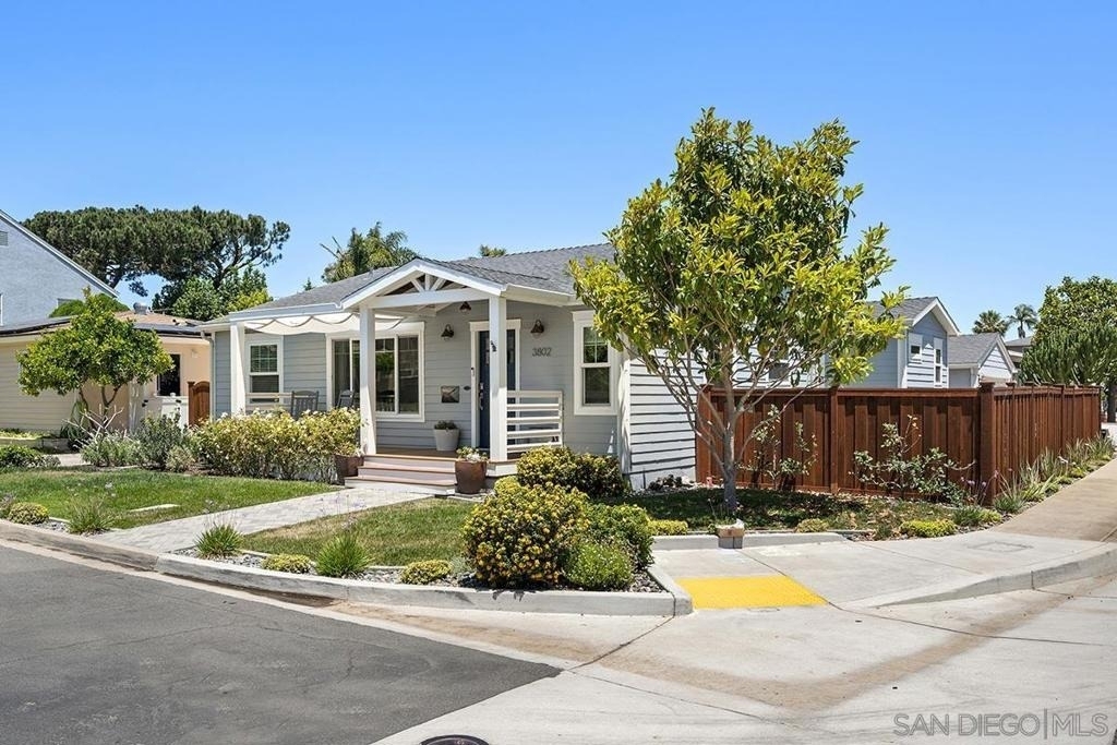 3802 Jennings Street - Photo 0