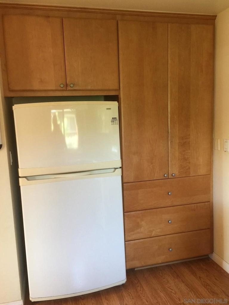 5104 63rd - Photo 2