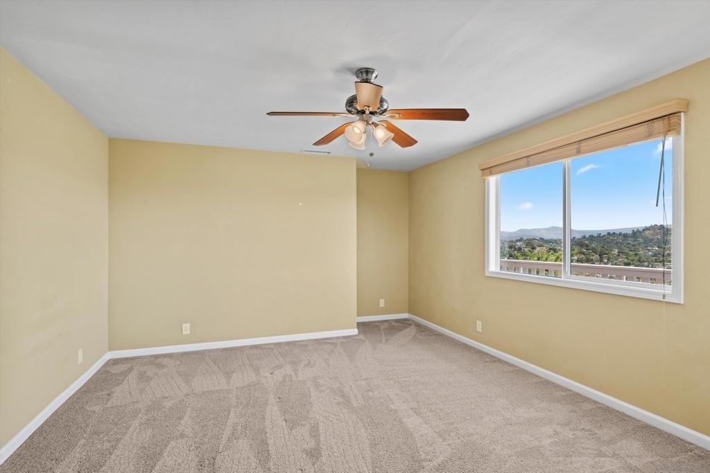 4258 Summit Dr - Photo 35