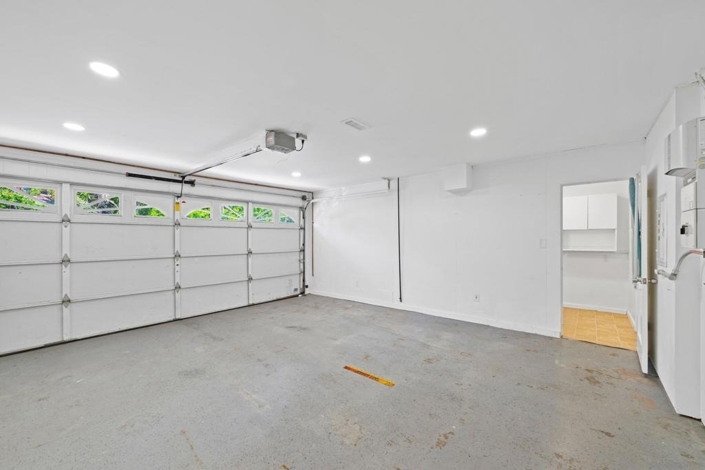 4258 Summit Dr - Photo 39