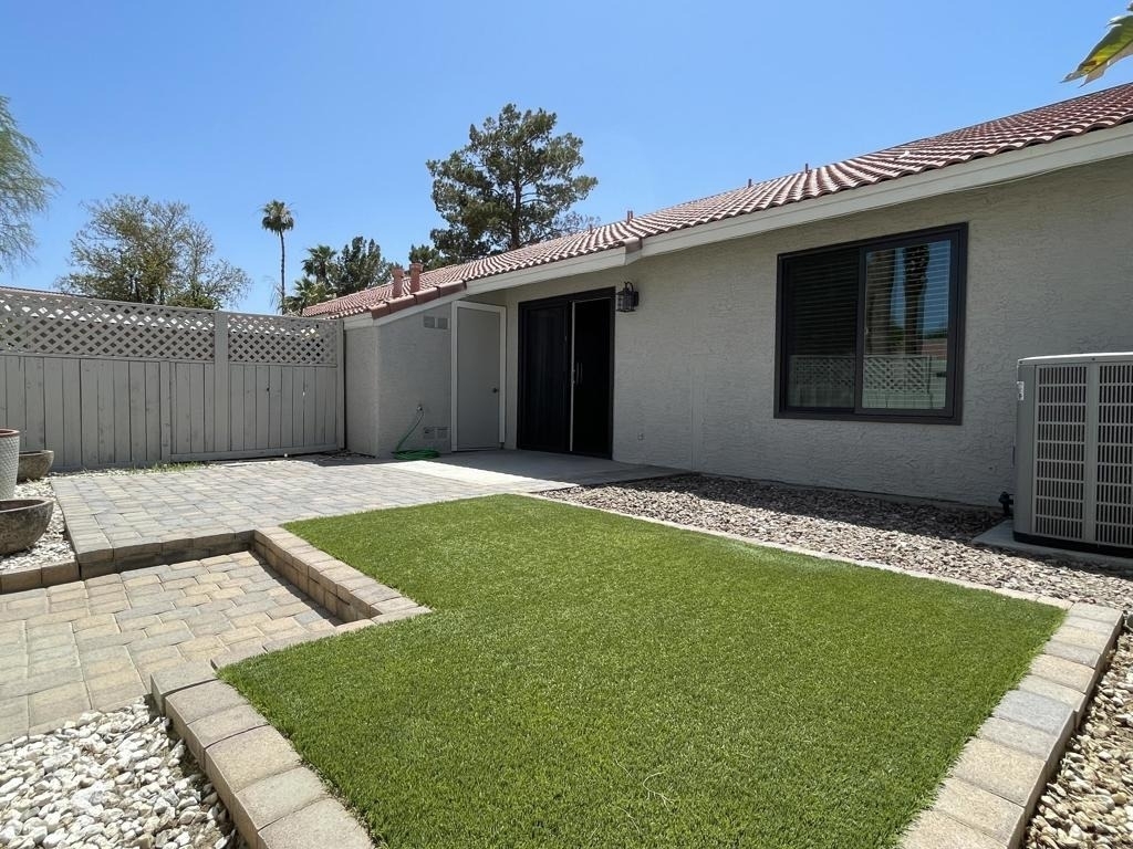 43376 Cook Street - Photo 19