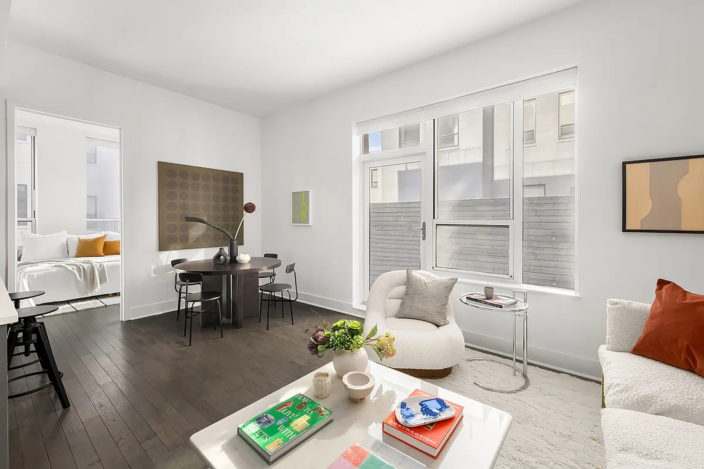 416 West 52nd Street - Photo 1