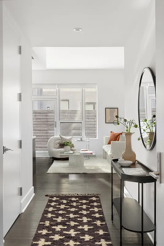 416 West 52nd Street - Photo 2