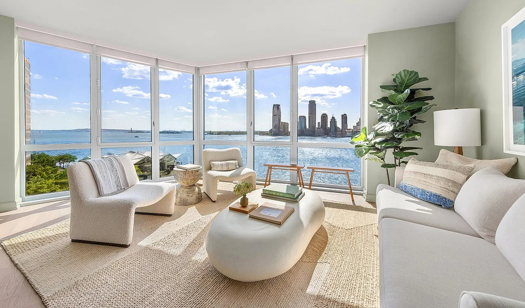 20 River Terrace - Photo 0
