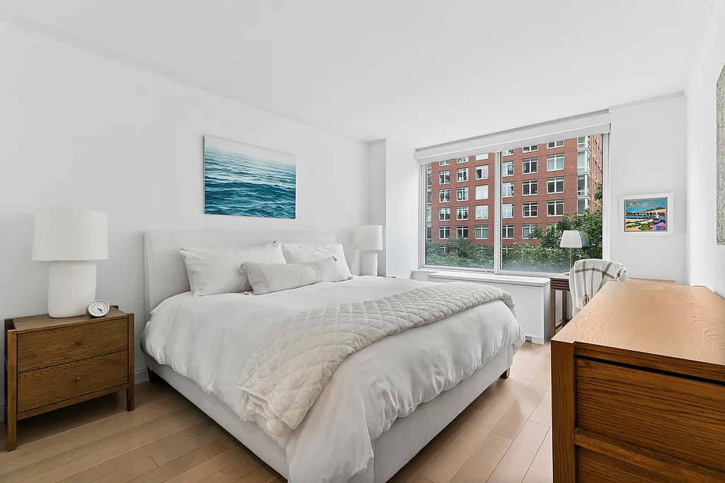 212 Warren Street - Photo 4