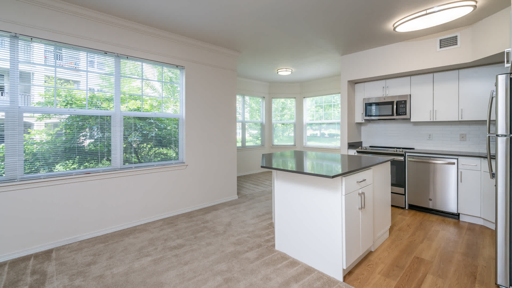 14420 North Creek Drive - Photo 10