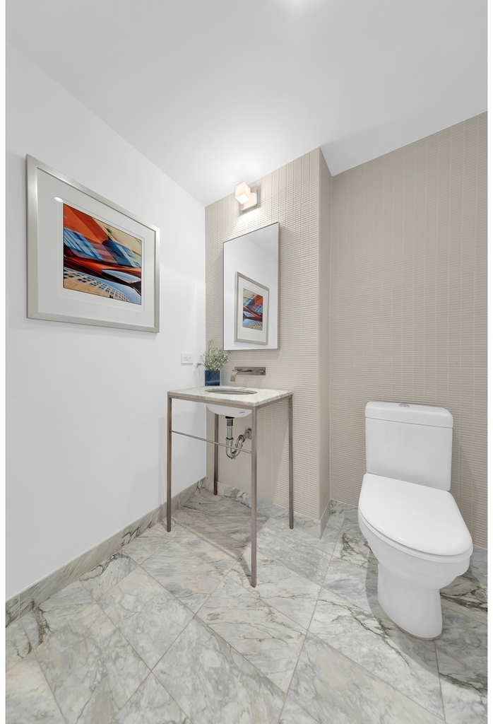 322 W 57th St - Photo 14