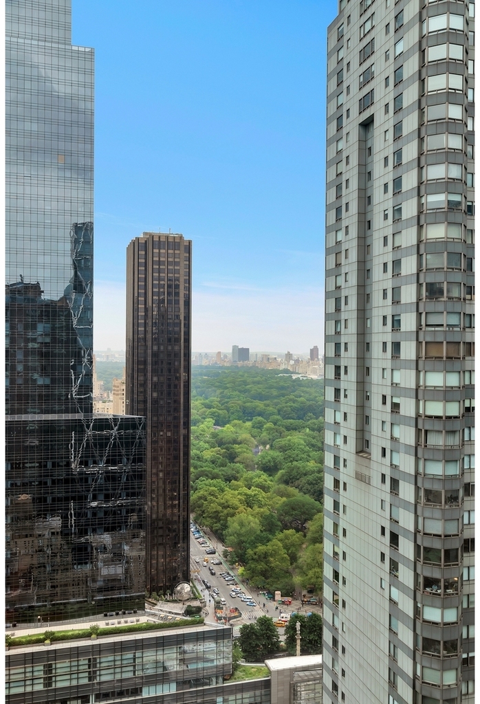 322 W 57th St - Photo 16