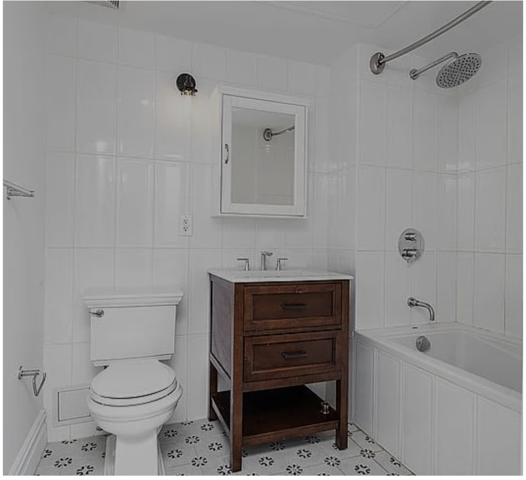 1255 Bushwick Ave - Photo 4