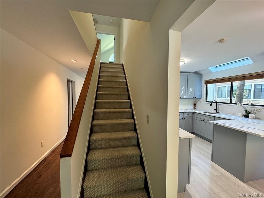 17 Rambling Brook Road - Photo 2