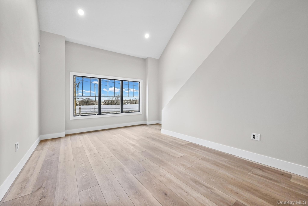 80 Division Street - Photo 4