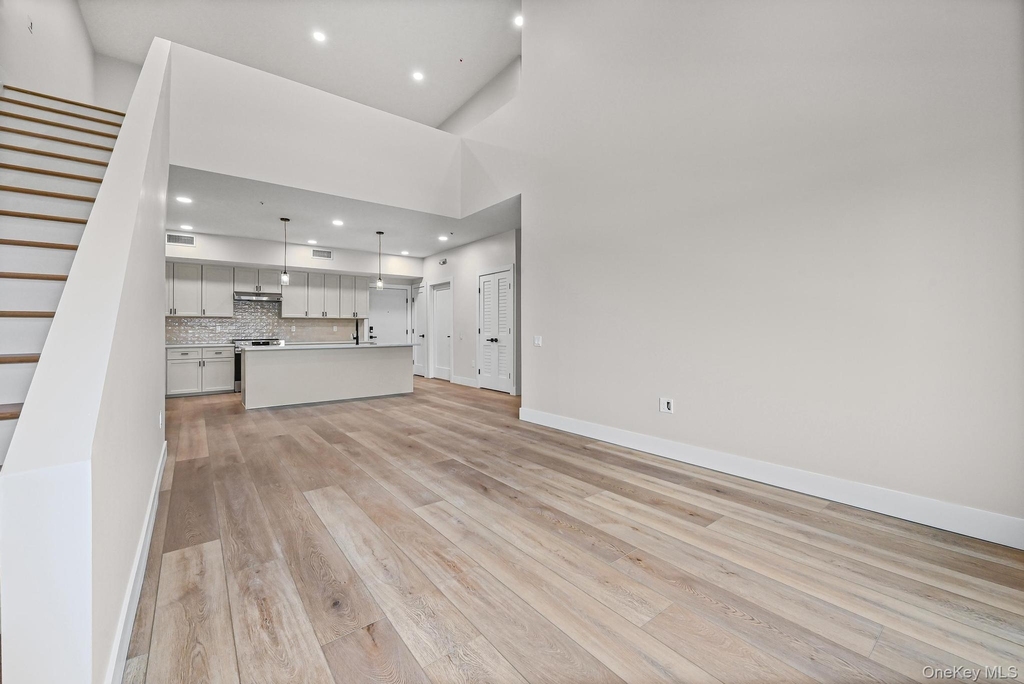 80 Division Street - Photo 5
