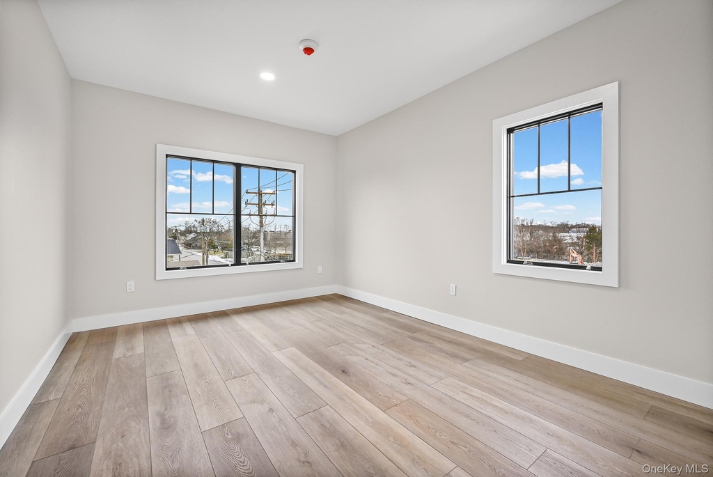 80 Division Street - Photo 8