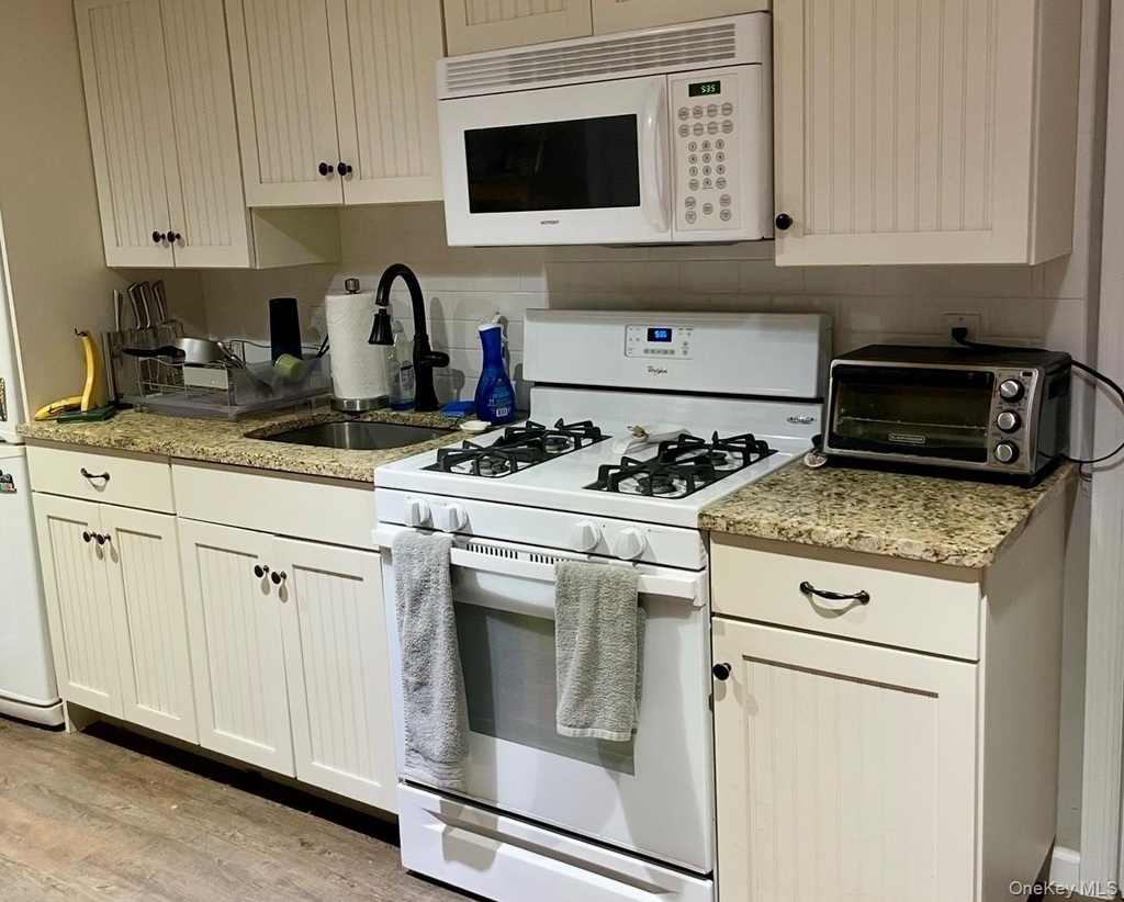 70 Ohio Avenue - Photo 1