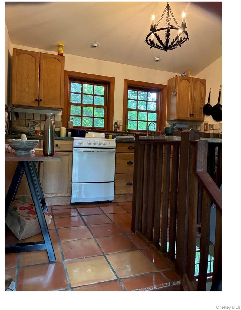 186 Taylor Road - Photo 4