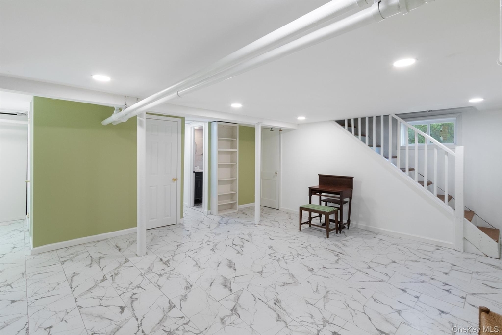 27 Dosoris Way - Photo 23