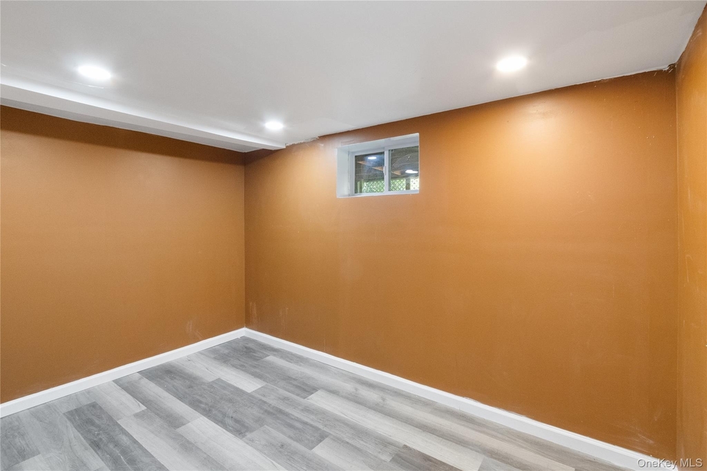 27 Dosoris Way - Photo 24