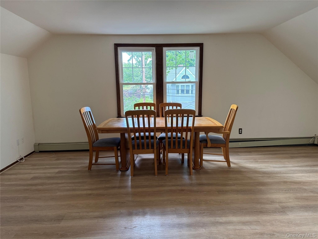28 Sound Beach Avenue - Photo 4