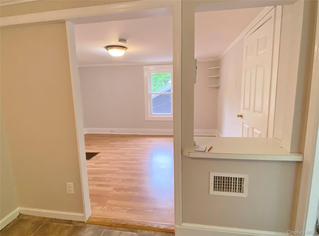 87 Snowden (rear Cottage) Avenue - Photo 7