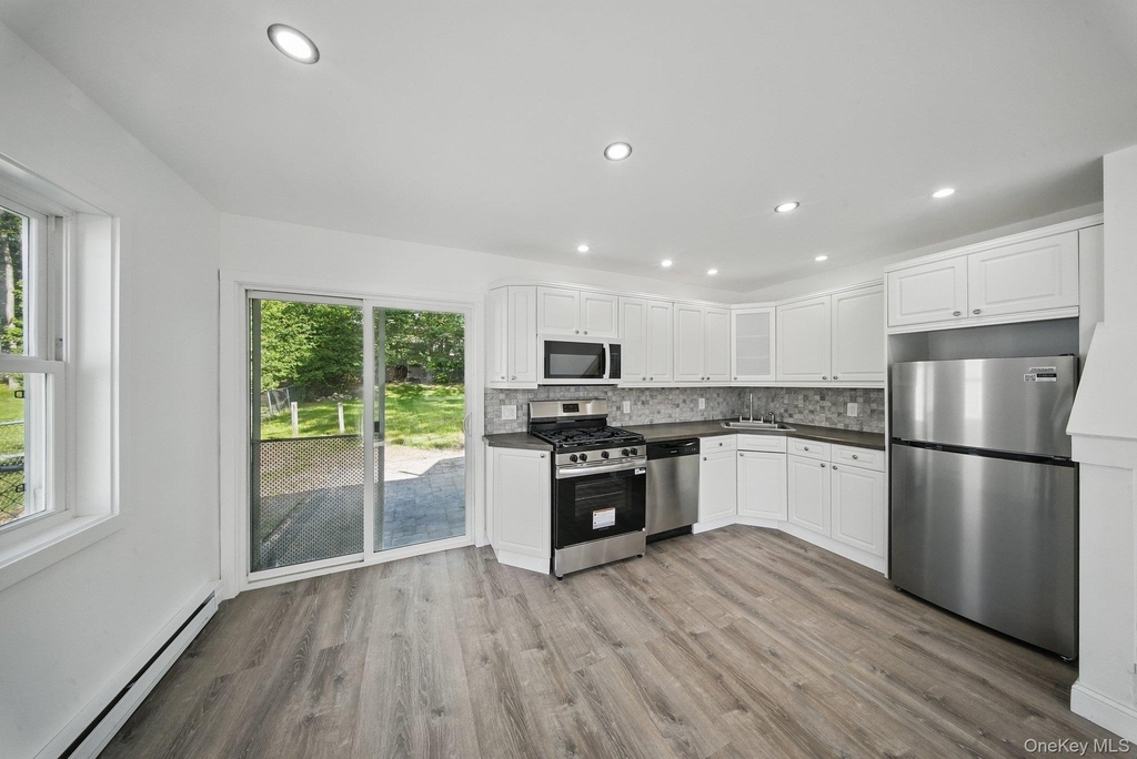 341 Highland Ave Extension - Photo 5