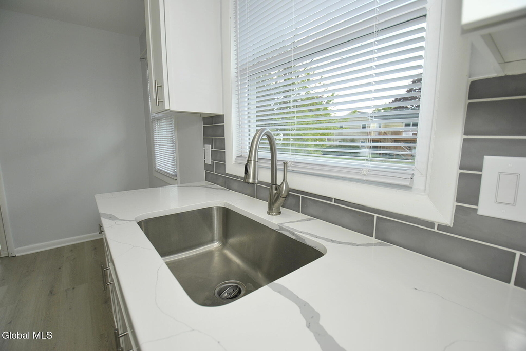 33a Ledgewood Drive - Photo 3