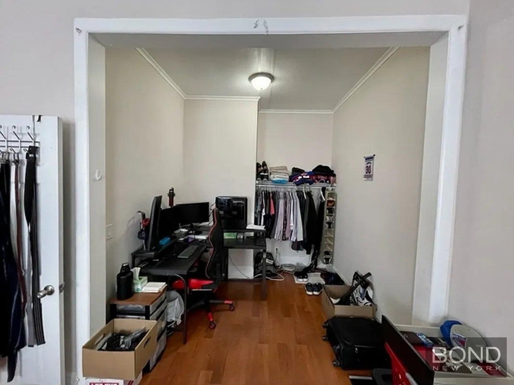 32-11 38th Avenue - Photo 5