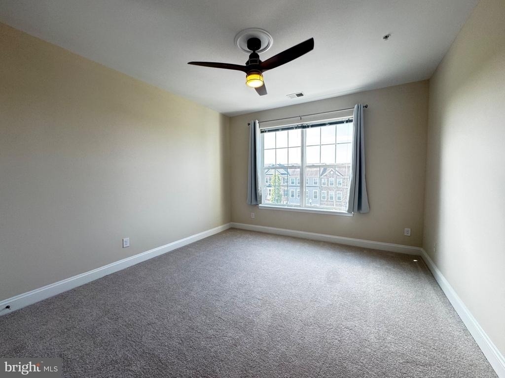 9204 Charleston Drive - Photo 22