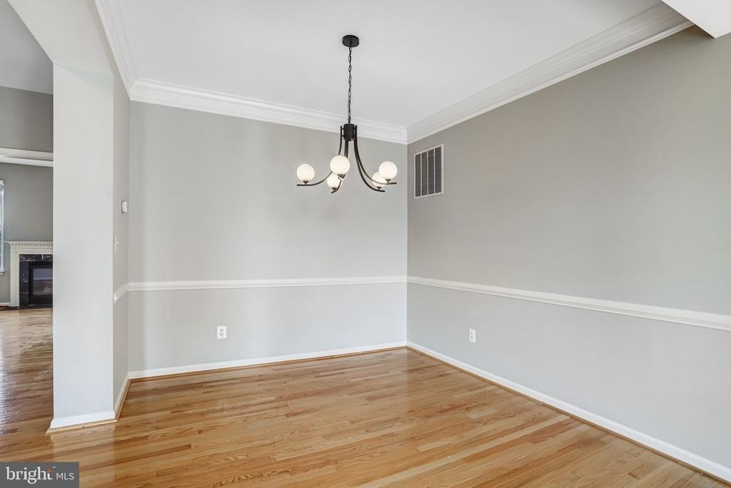 22616 Welborne Manor Square - Photo 9