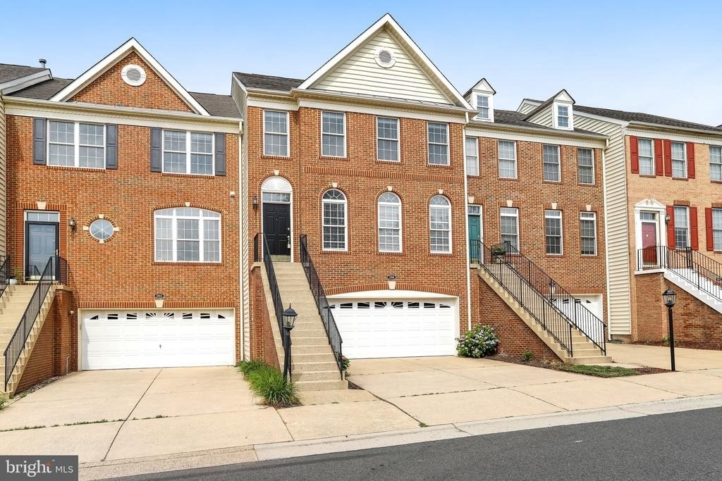 22616 Welborne Manor Square - Photo 2