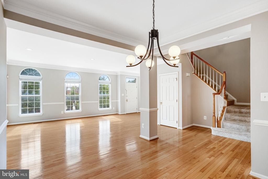 22616 Welborne Manor Square - Photo 10