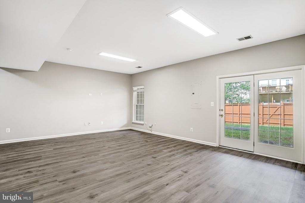 22616 Welborne Manor Square - Photo 38