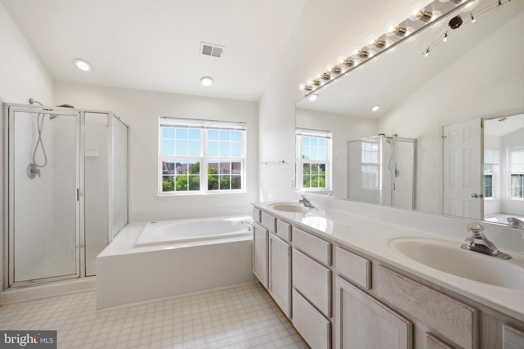 44094 Saxony Terrace - Photo 37